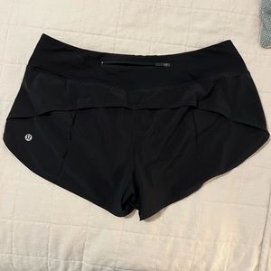 Lululemon Speed Up Shorts Low Rise 2.5”